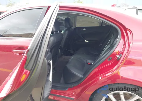 2011 Lexus Is 250 z USA, uszkodzony, nr VIN JTHBF5C28B5136317